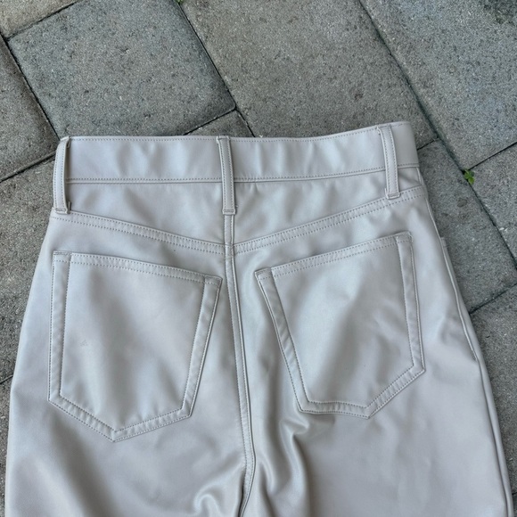 Cream Abercrombie & Fitch Vegan Leather Straight Leg Pants Size 25 / 0 - Picture 4 of 4